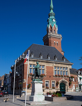 Mairie de Bapaume dans le Pas-de-Calais