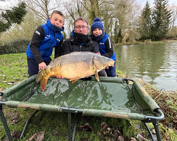 Pêche à la carpe à proximité du camping la Herelle dans la Somme